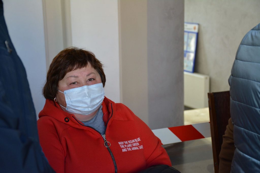 У приміщенні Надвірнянської міської ради, почав діяти пункт вакцинації від COVID-19