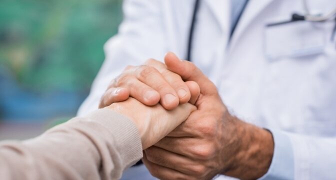 Чи можуть трави вилікувати онкозахворювання?