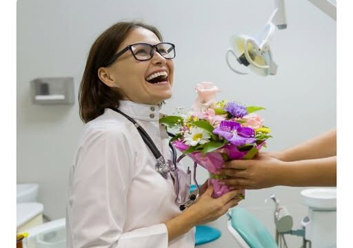 Ваш внесок безцінний! Дякуємо і вітаємо з 8 березня.